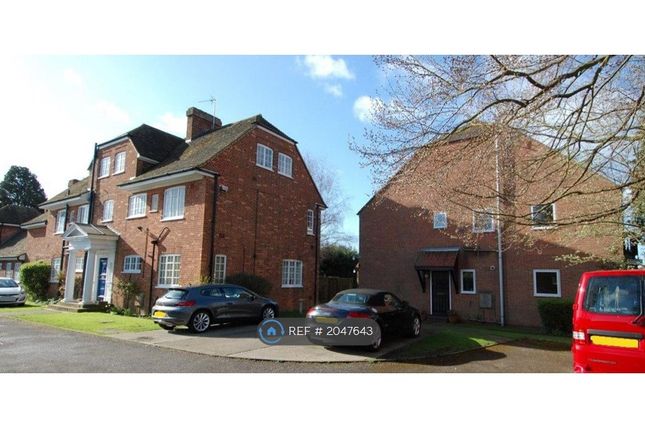 Flat to rent in Yarnton Road, Kidlington OX5