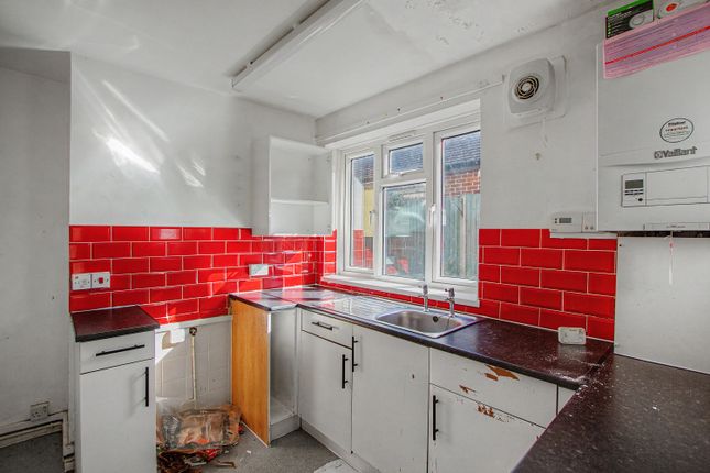 1 Newcombe Path, Radlett photo 5