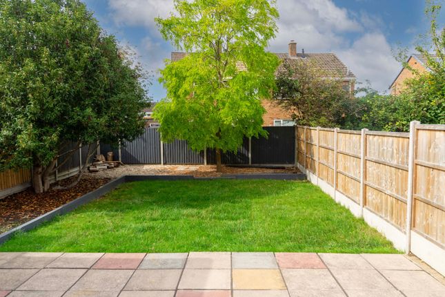 57 St. Ives Road, Wigston photo 4