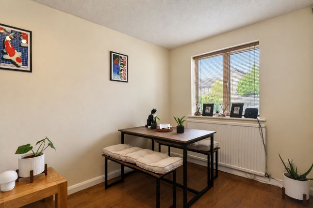 430, Thorney Leys, Witney photo 4