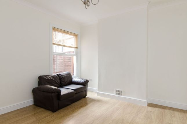 Bickley Street, Tooting photo 4