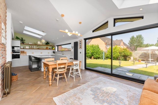 8, Bruce Street, Bathgate photo 3
