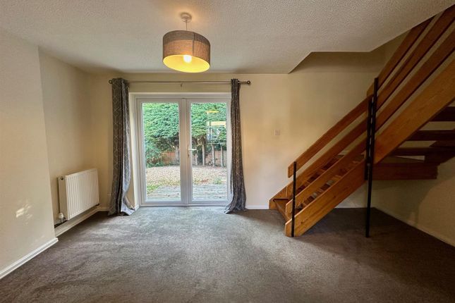 63, Linnet, Peterborough photo 2