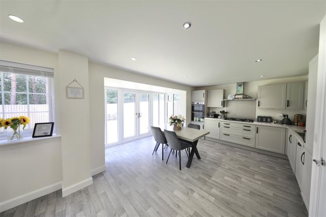 Broad Avenue, Hessle photo 2