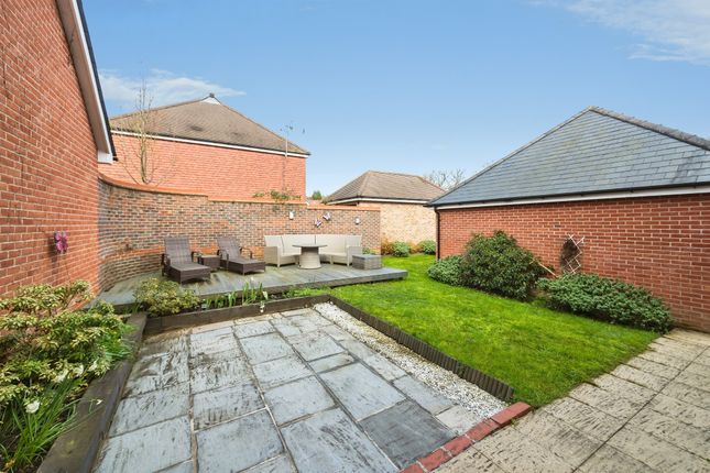 36, Ridgeway, Haywards Heath photo 3