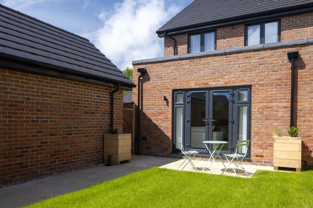 11, Tawny Owl Way, Hambrook, PO18 photo 4