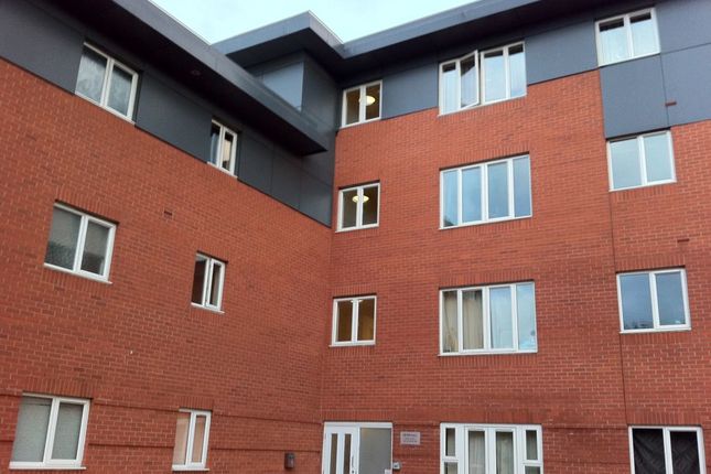 Flat to rent in Conisbrough Keep, Coventry