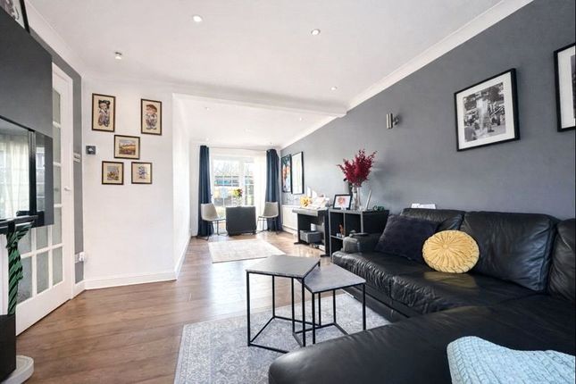 39, Doria Drive, Kent photo 2