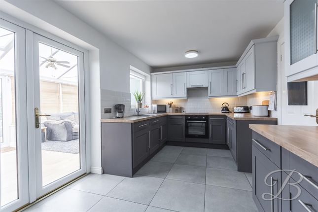 23, Brocklehurst Drive, Mansfield photo 4