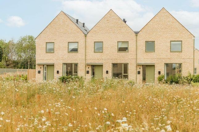 Thumbnail Terraced house for sale in 39 Orchard Field, Cirencester