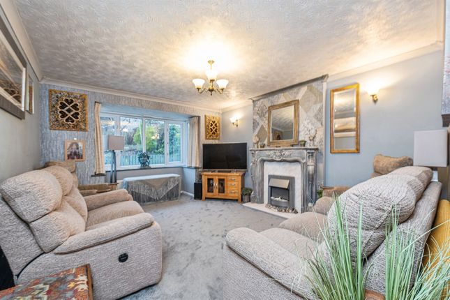 91, Warneford Road, Huddersfield photo 3