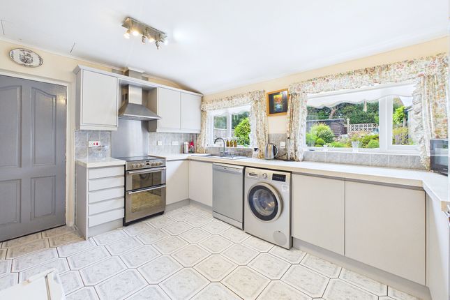 46, Hillside Close, Billinge photo 4