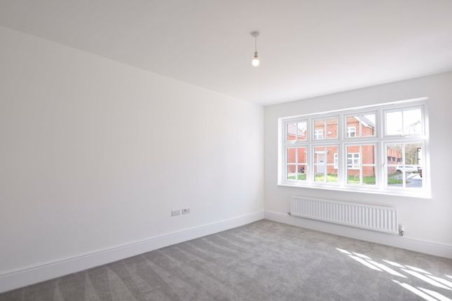 32, Irwell road, Maidstone photo 3