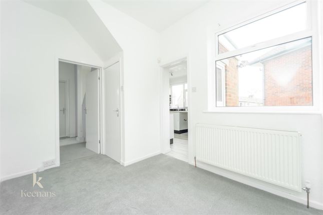49, Fielding Lane, Oswaldtwistle photo 4