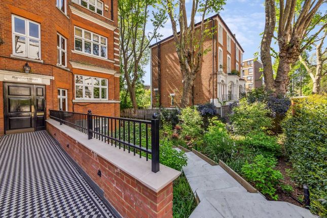 Thumbnail Flat for sale in Randolph Avenue, London