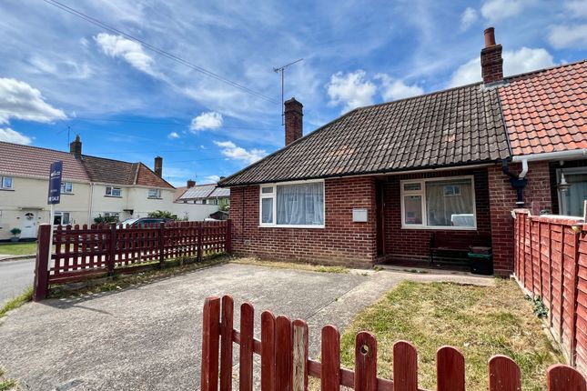 2-bed house on 5 The Bungalows Elms Estate, Taunton, £220,000