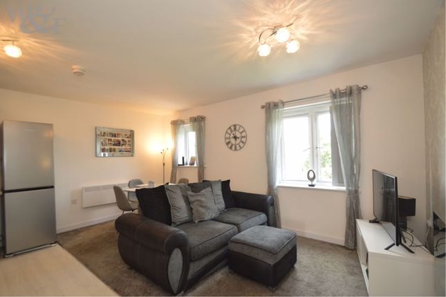 Flat 5 Somerton Court, Turfpits Lane, Birmingham photo 4