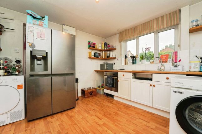 5, Sandringham Close, ErshireWorcest photo 2