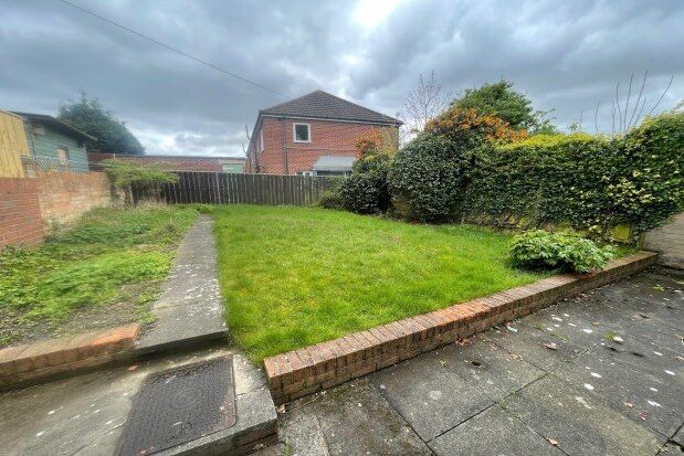 Bungalow to rent in Arundel Drive, Newcastle Upon Tyne