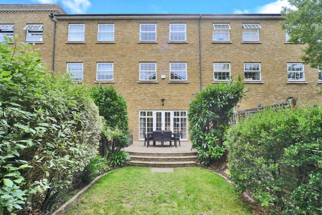 Thumbnail Town house for sale in Chadwick Place, Long Ditton, Surbiton