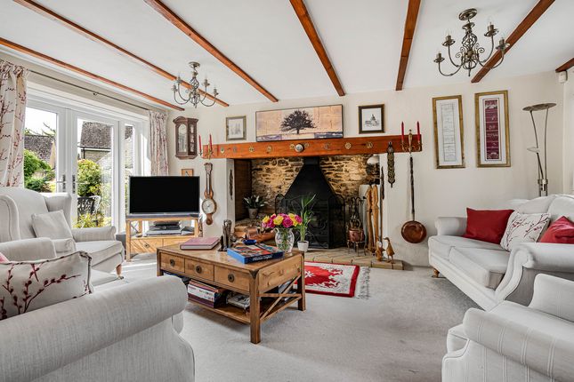 Calips Cottage, School Lane, Upper Heyford photo 2