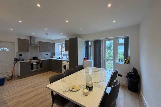 22, Jasper Road, London photo 3