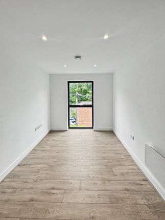 Flat 9, 5, Queens Road, Chorley photo 3