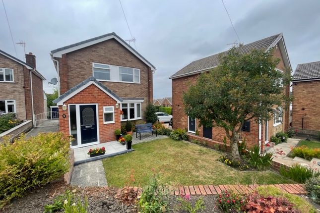 3 bed detached house for sale in Pondfields Close, Kippax, Leeds LS25