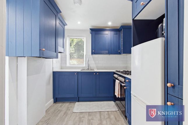 114, Sheldon Road, London photo 4