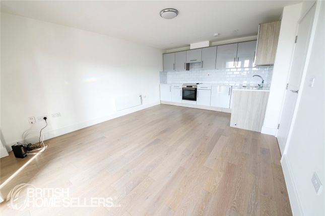 Flat 31, 152, Silbury Boulevard, Buckinghamshire photo 3