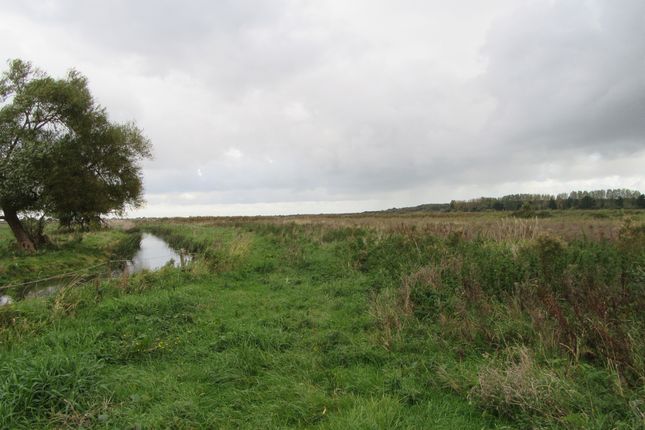 Land for sale in A258, Deal