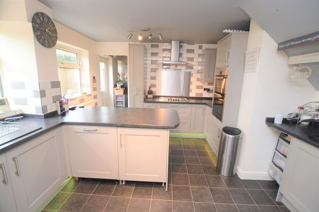 2, Balmoral Drive, Market Drayton photo 3