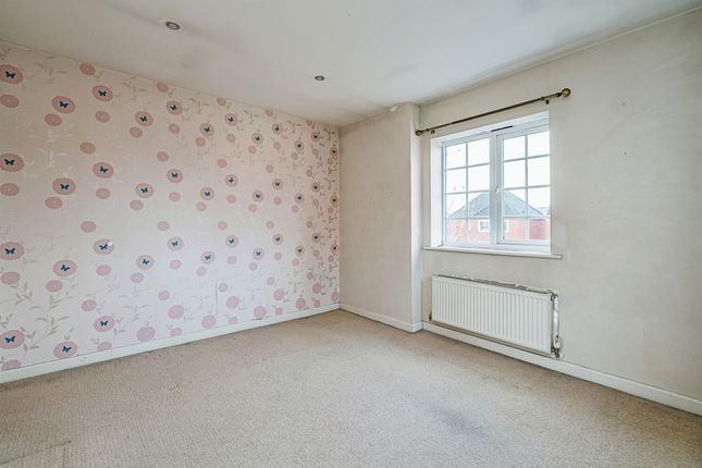 End terrace house for sale in Madison Avenue, Brierley Hill