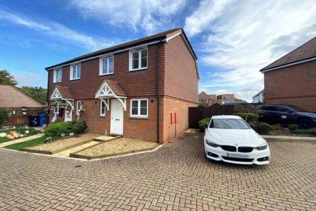 3-bed house on 5, Moorhen Close, Camberley, £450,000