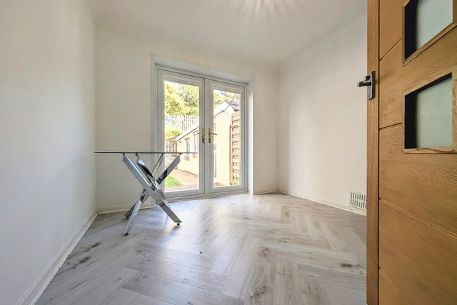 15, Coedcae Lane, PONTYCLUN photo 5