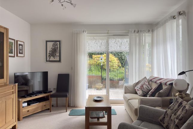 1 The Lodge, Paget Road, Penarth photo 3