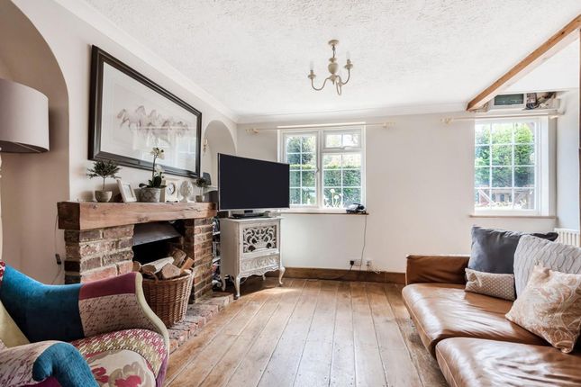 3-bed semi-detached on 5 Fieldings Cottages Stane Street, Billingshurst, £455,000