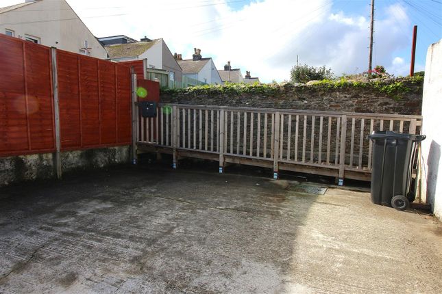 Victoria Road, Saltash photo 4