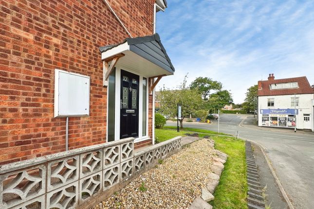 11, Mount Gardens, Codsall, Codsall photo 2