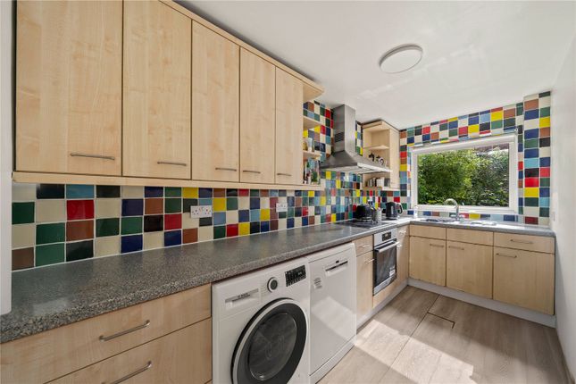 Flat 1, Rosewood Court, 2, Tudor Road, Kingston upon Thames photo 4