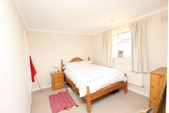 Semi-detached house to rent in Oldbury Court Road, Fishponds, Bristol