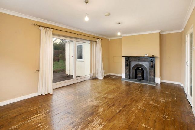 29 Higher Woodway Road, Teignmouth photo 3