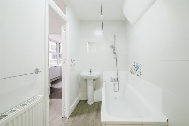 23A Dames Road-22_Web.Jpg
