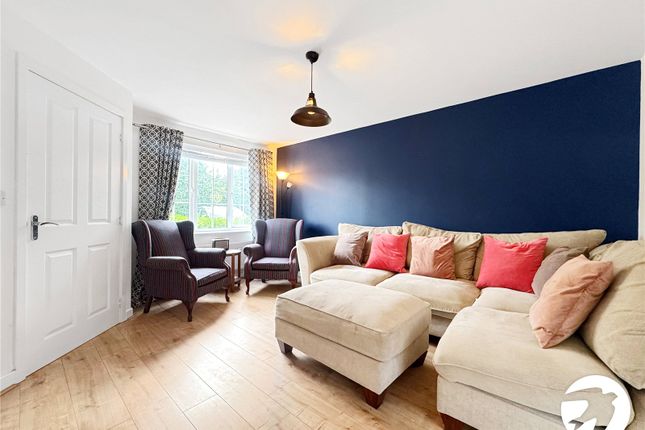 16, Merton Drive, Newington photo 2