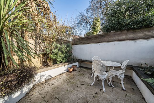 58, Regent Road, London photo 4
