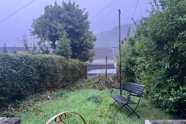 14, Blaenogwr Terrace, Nantymoel photo 2