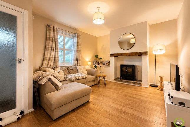 35 Bolton Road, Chorley photo 3