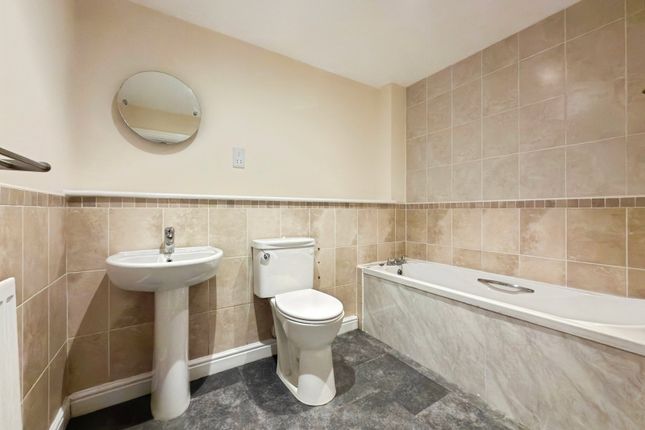 3, Willow Place,Flat 3, Parkland Drive, Carlisle photo 3