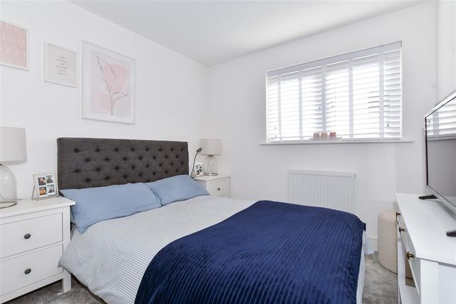 Thumbnail Flat for sale in Rosewood, Maidstone, Bearsted, Kent