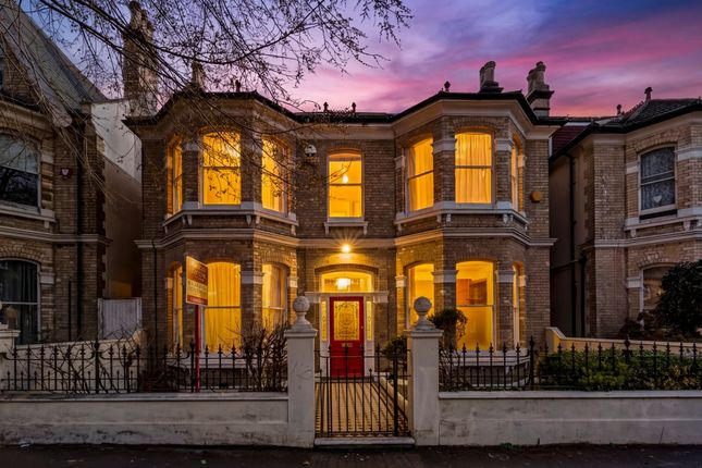 6-bed house on 37 Sackville Road, Hove, £1,300,000
